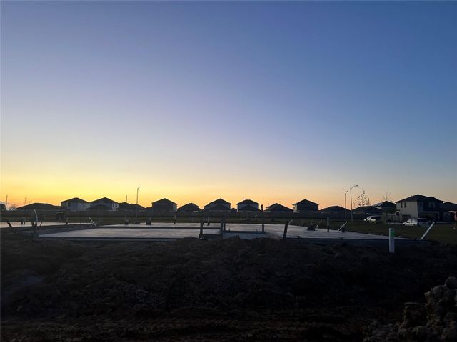 17210 White Peace Drive, Waller, TX 77484