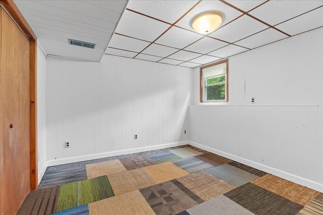 17 Brewster Dr, Bridgewater, MA 02324