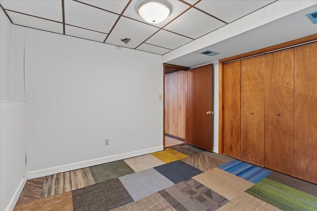 17 Brewster Dr, Bridgewater, MA 02324