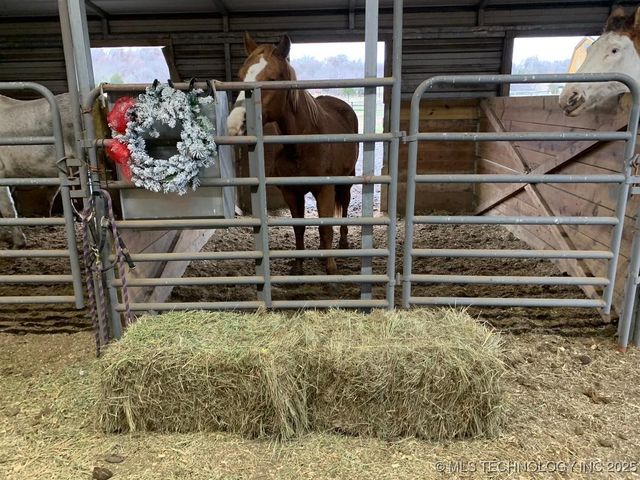 18500 Slick Road, Kellyville, OK 74039