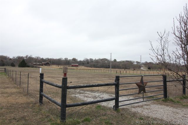 18500 Slick Road, Kellyville, OK 74039