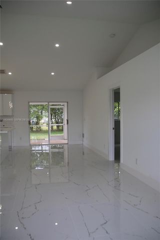 1716 NE 6TH PL 0, Cape Coral, FL 33909