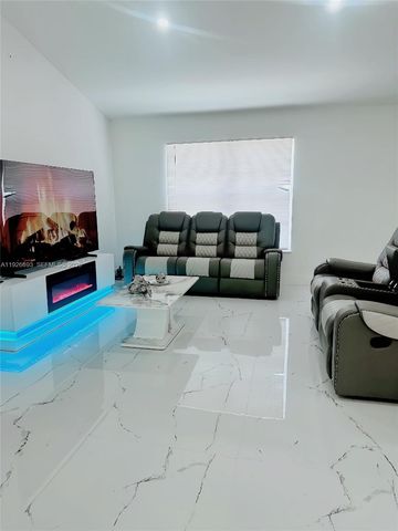 1716 NE 6TH PL 0, Cape Coral, FL 33909