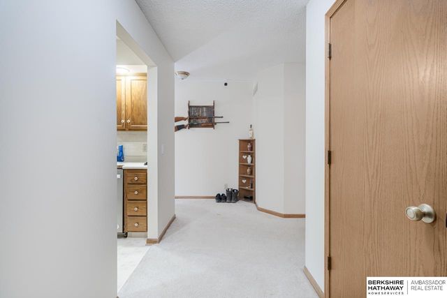 4910 Sinclair Court, Lincoln, NE 68516