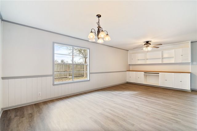 1419 S 11th St, Kingsville, TX 78363