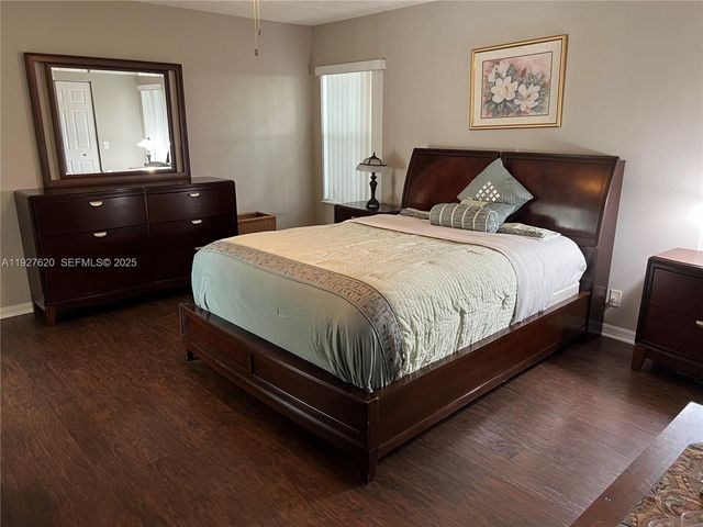 1653 Zenith Way, Weston, FL 33327