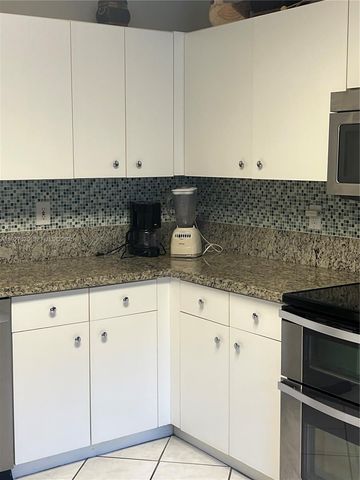 1653 Zenith Way, Weston, FL 33327