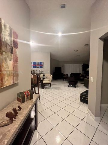 1653 Zenith Way, Weston, FL 33327