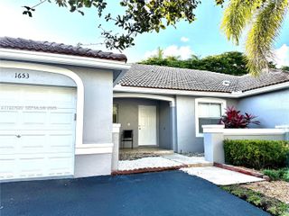 1653 Zenith Way, Weston, FL 33327