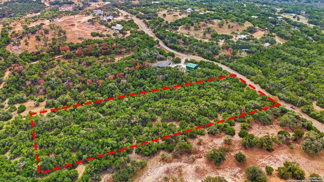 875 Country Pike, Canyon Lake, TX 78133