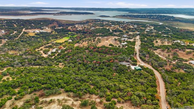 875 Country Pike, Canyon Lake, TX 78133