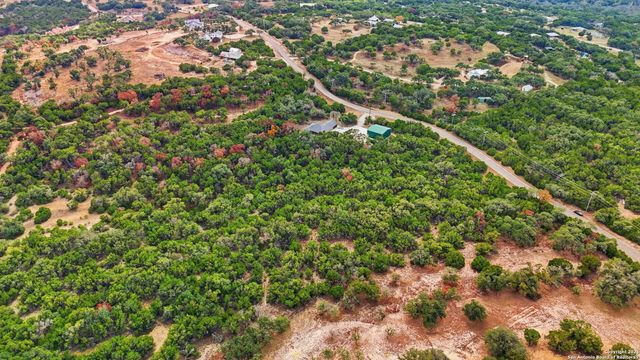 875 Country Pike, Canyon Lake, TX 78133