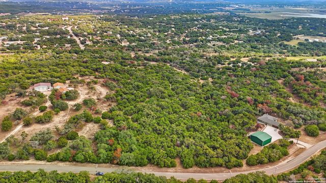 875 Country Pike, Canyon Lake, TX 78133