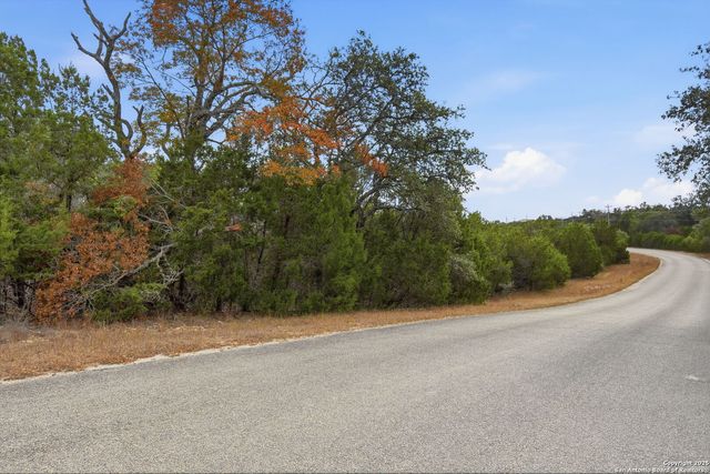 875 Country Pike, Canyon Lake, TX 78133