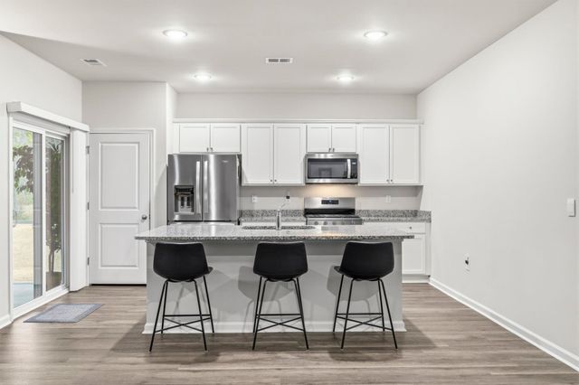 212 Columbus St., Conway, SC 29526