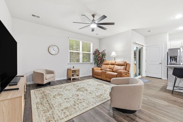 212 Columbus St., Conway, SC 29526