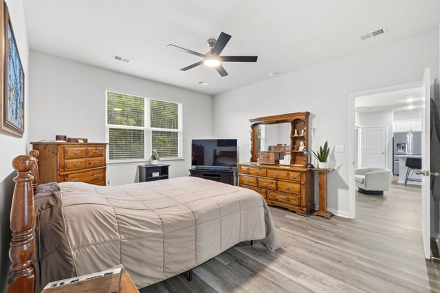 212 Columbus St., Conway, SC 29526