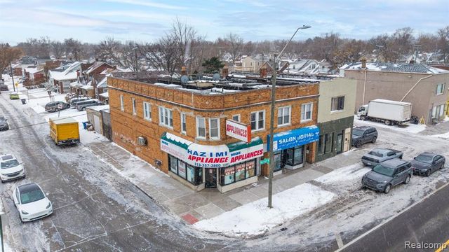 15801 Warren, Detroit, MI 48228