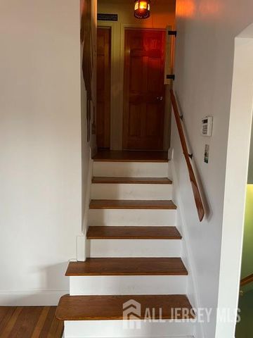 100 Wortylko Street, Carteret, NJ 07008