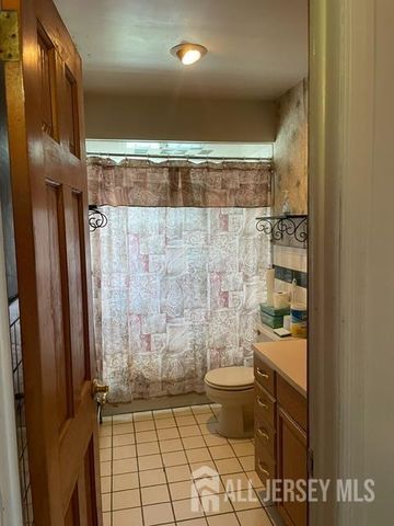 100 Wortylko Street, Carteret, NJ 07008
