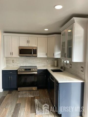 100 Wortylko Street, Carteret, NJ 07008