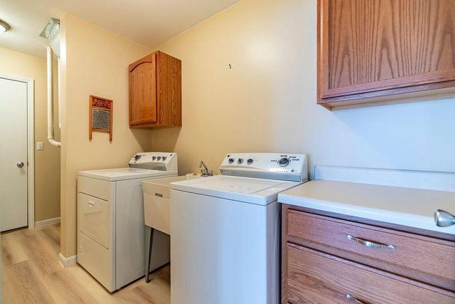 648 Beech Court, Lowell, IN 46356