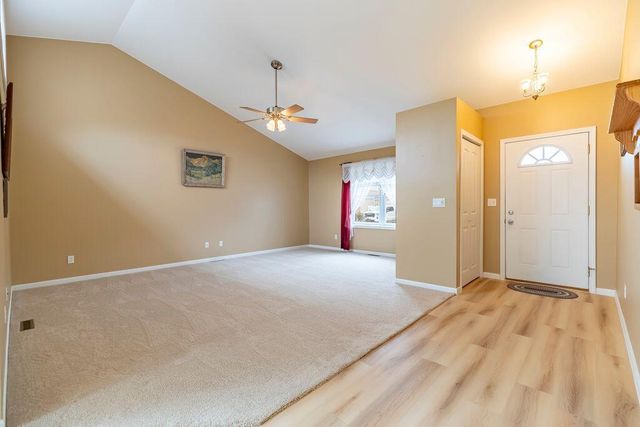 648 Beech Court, Lowell, IN 46356