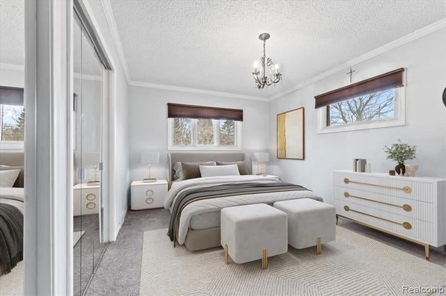 21524 Thorofare Road, Grosse Ile, MI 48138