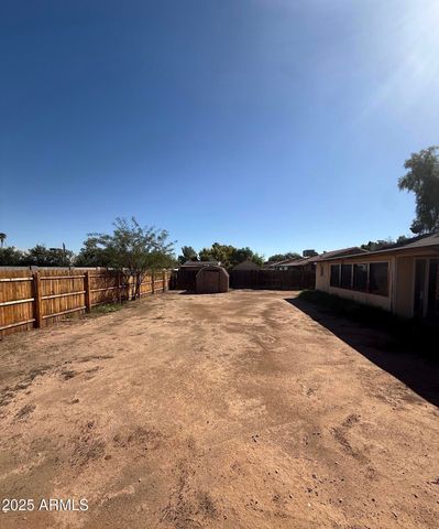 2615 N YUCCA Street, Chandler, AZ 85224