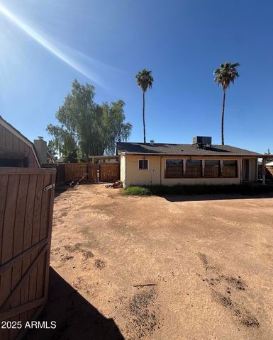 2615 N YUCCA Street, Chandler, AZ 85224