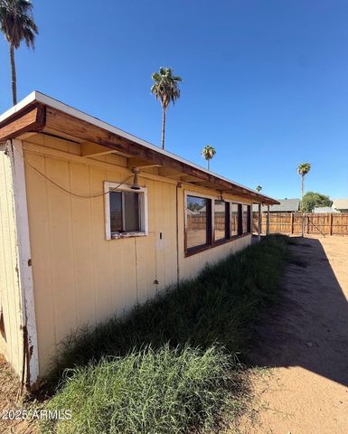 2615 N YUCCA Street, Chandler, AZ 85224