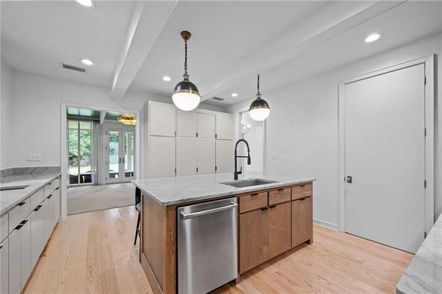 5500 Lakewood Drive, Fairhope, AL 36532