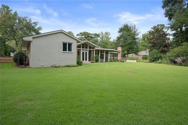 5500 Lakewood Drive, Fairhope, AL 36532