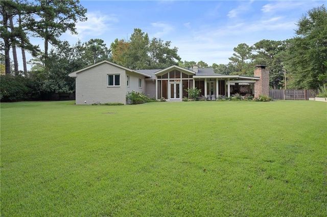 5500 Lakewood Drive, Fairhope, AL 36532