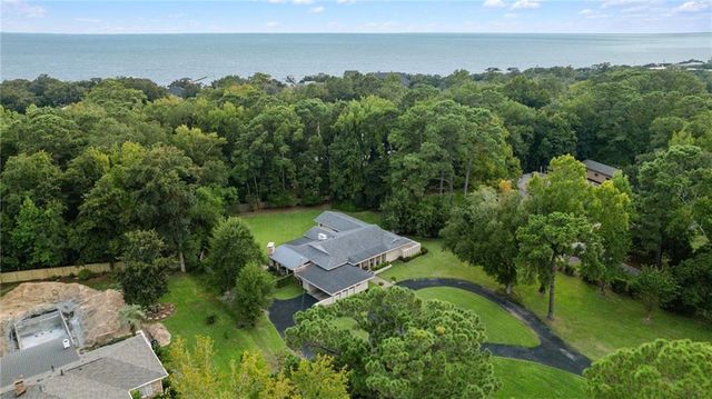 5500 Lakewood Drive, Fairhope, AL 36532