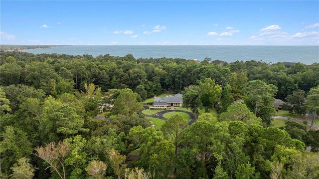 5500 Lakewood Drive, Fairhope, AL 36532