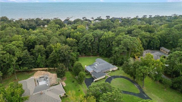 5500 Lakewood Drive, Fairhope, AL 36532