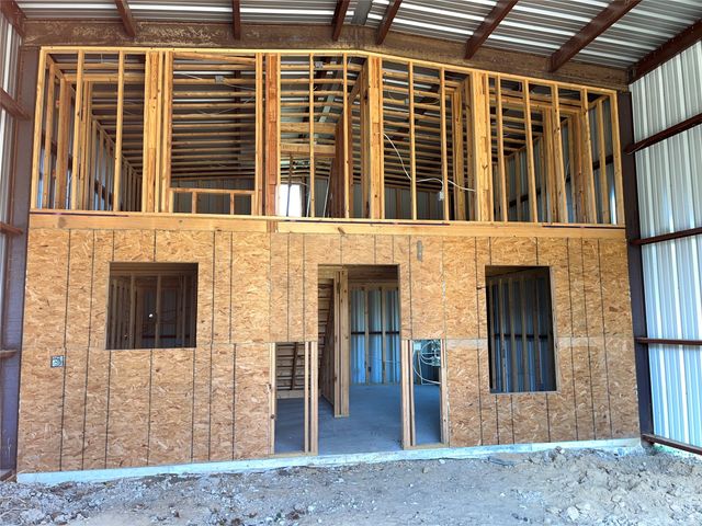 828 W Mcfarland Street, Bells, TX 75414