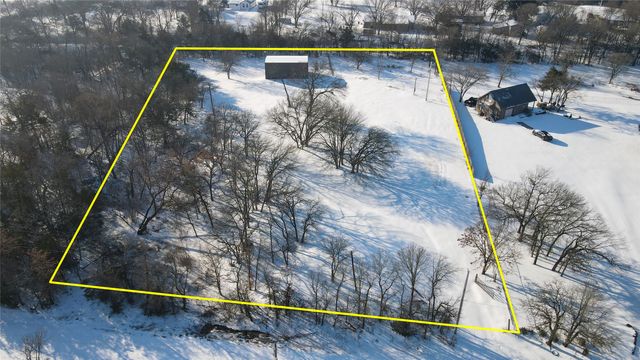 828 W Mcfarland Street, Bells, TX 75414