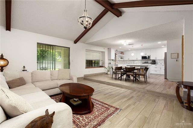 2101 W Jonquil Avenue, Mcallen, TX 78501