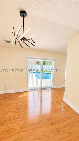 17542 NW 12th St, Pembroke Pines, FL 33029
