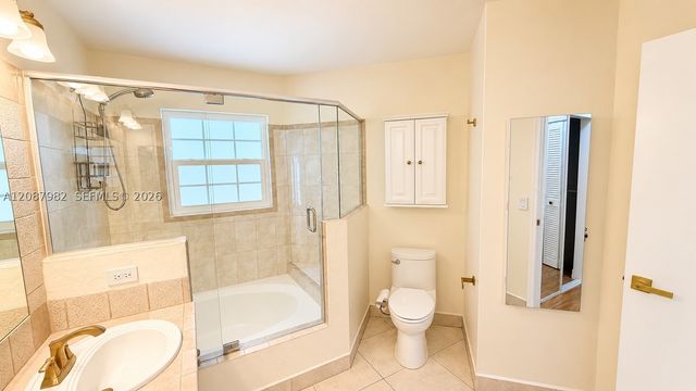 17542 NW 12th St, Pembroke Pines, FL 33029
