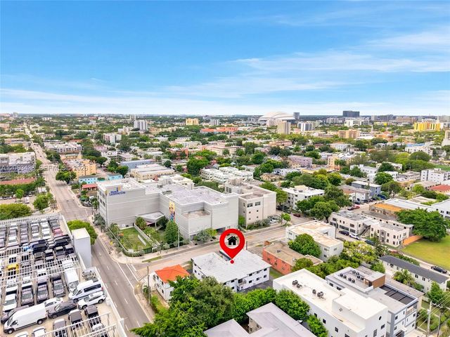 635 SW 7th Ct APT 5, Miami, FL 33130