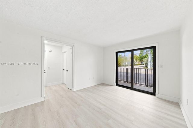 635 SW 7th Ct APT 5, Miami, FL 33130
