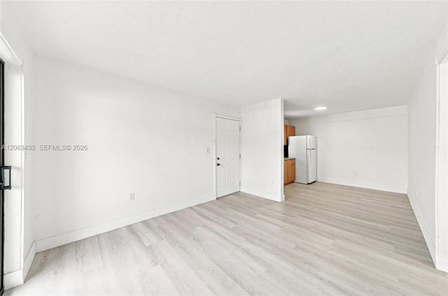 635 SW 7th Ct APT 5, Miami, FL 33130