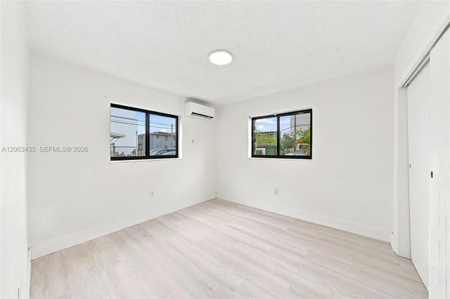 635 SW 7th Ct APT 5, Miami, FL 33130