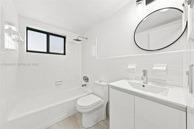 635 SW 7th Ct APT 5, Miami, FL 33130