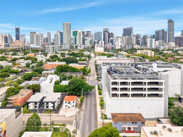 635 SW 7th Ct APT 5, Miami, FL 33130