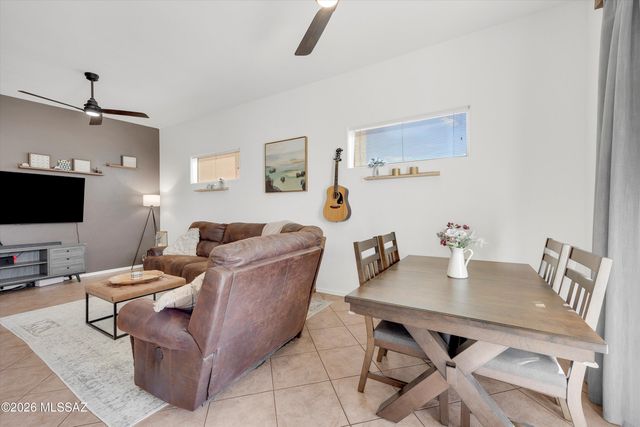 8866 E Desert Lily Place, Tucson, AZ 85715