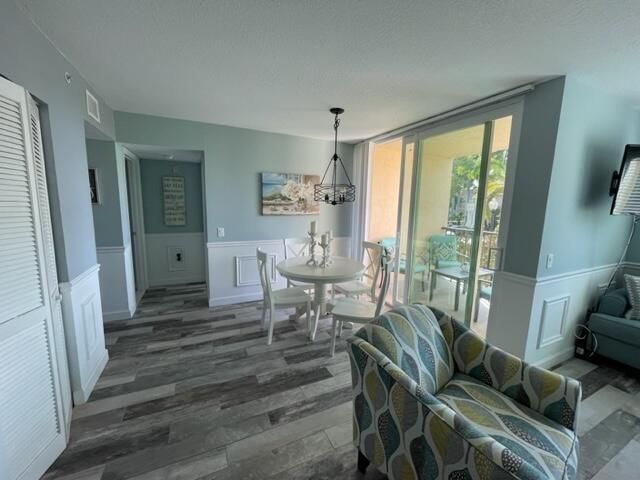 110 Villa Circle 110, Boynton Beach, FL 33435
